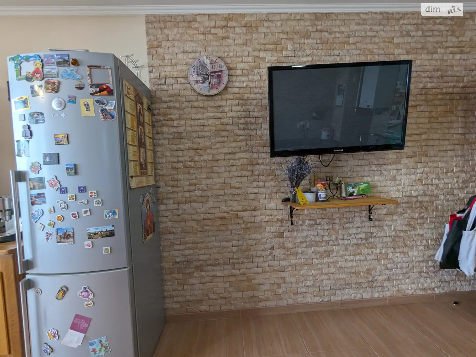 Продається 3-кімнатна квартира 102 кв. м у Чернівцях, вул. Героїв Майдану, 53 - фото 1
