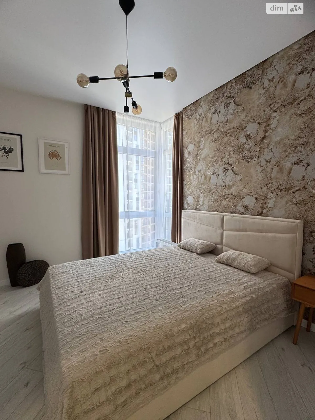 Продается 1-комнатная квартира 41.6 кв. м в Одессе, ул. Краснова, 3  - фото 1