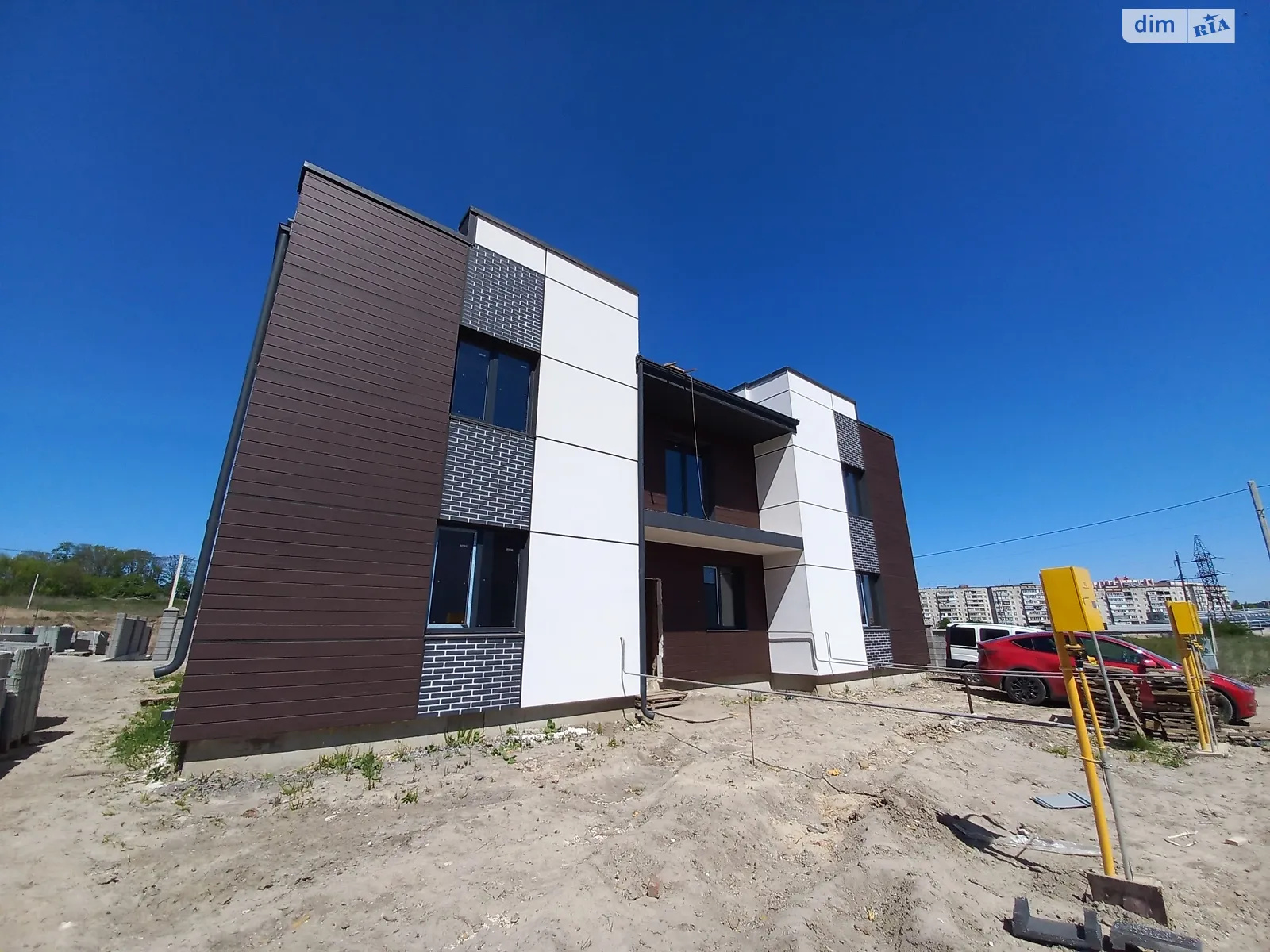 Авторинок Рівне, цена: 63000 $ - фото 1