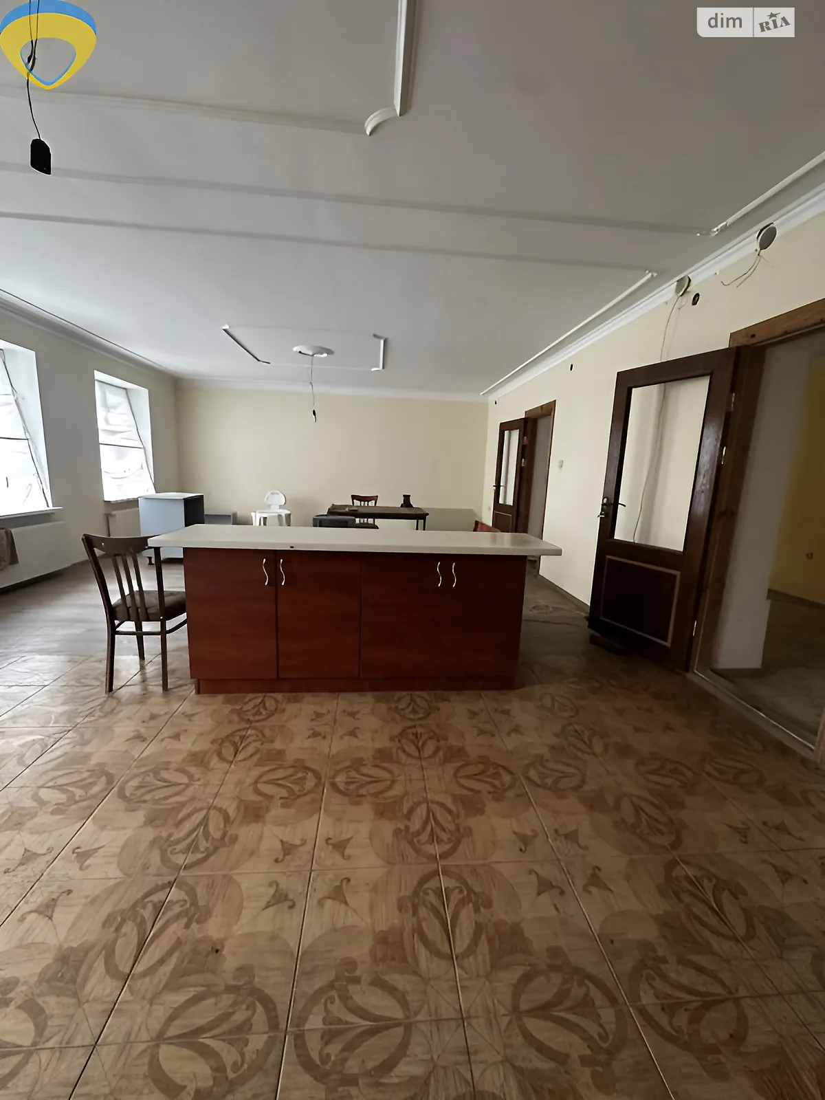 Продається будинок 2 поверховий 228.2 кв. м з гаражем, цена: 125000 $ - фото 1