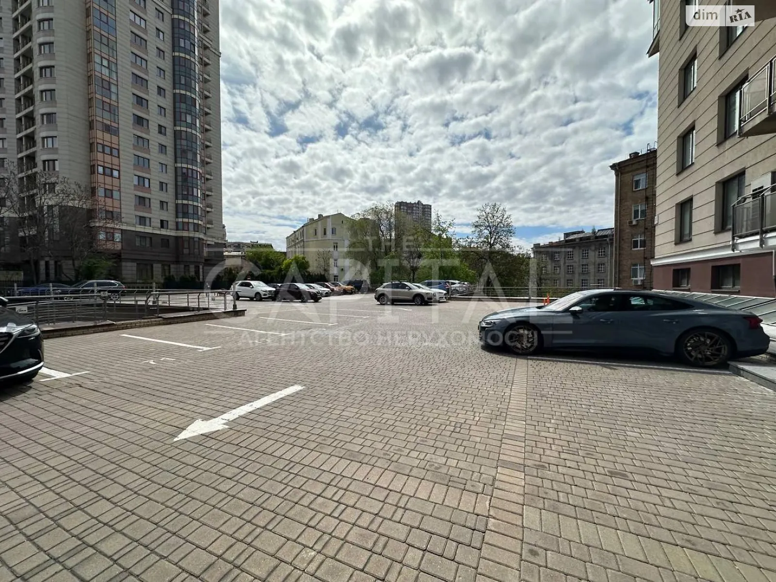 Сдается в аренду офис 127 кв. м в бизнес-центре, цена: 1682 $ - фото 1