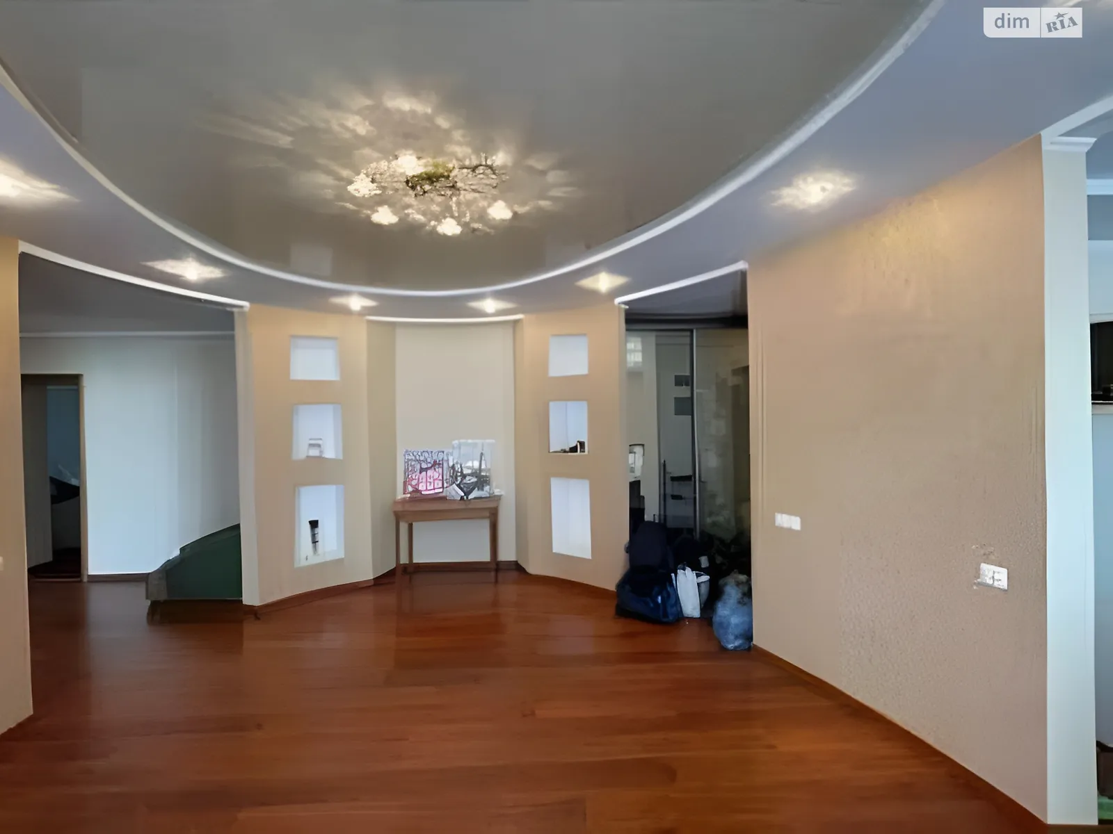 Продается 3-комнатная квартира 117 кв. м в Харькове, ул. Лебединца, 3 - фото 1