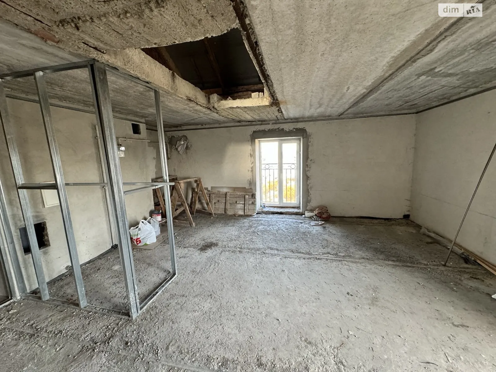 Продається 1-кімнатна квартира 46 кв. м у Підпечерах, цена: 32000 $ - фото 1