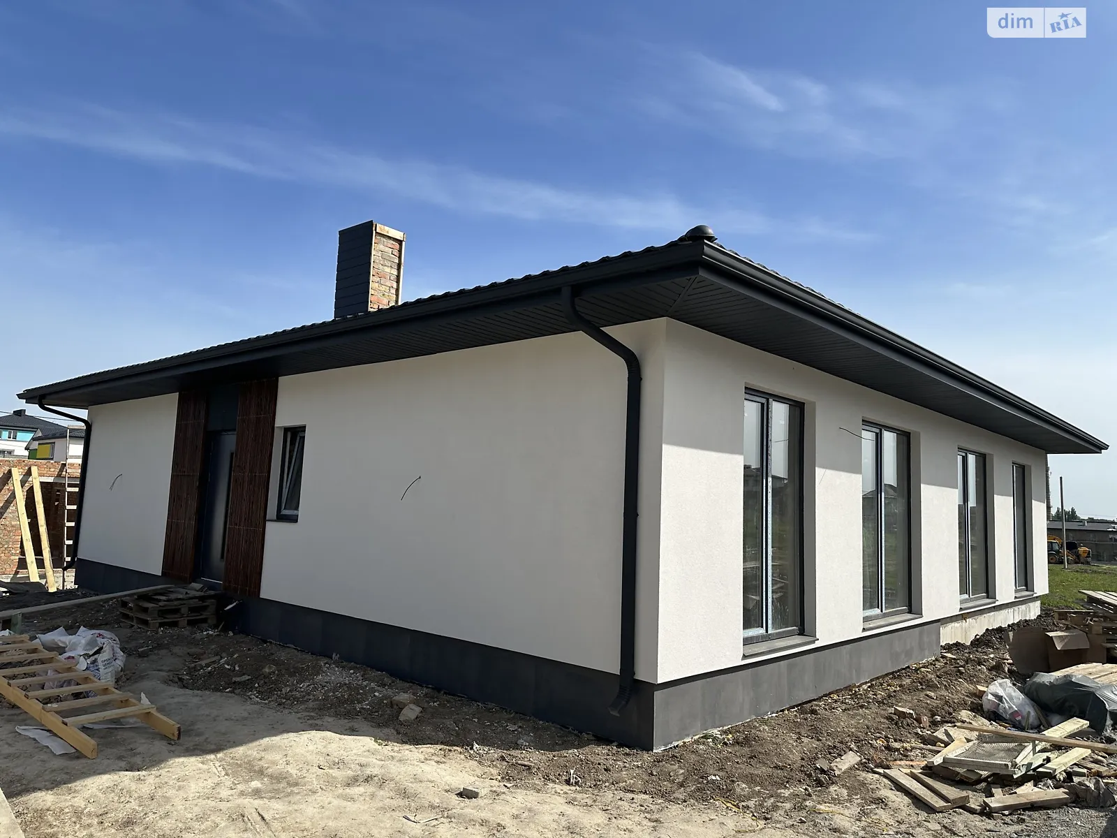 мас. Макарова Авторинок Рівне, цена: 59000 $ - фото 1