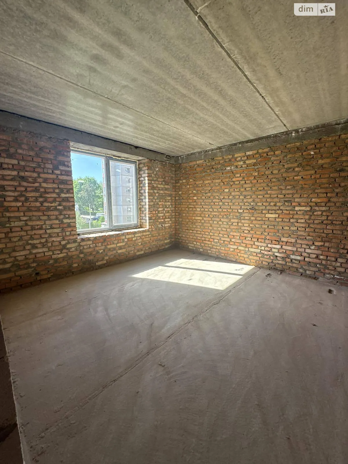 Продается 1-комнатная квартира 42 кв. м в Хмельницком, ул. Институтская - фото 1