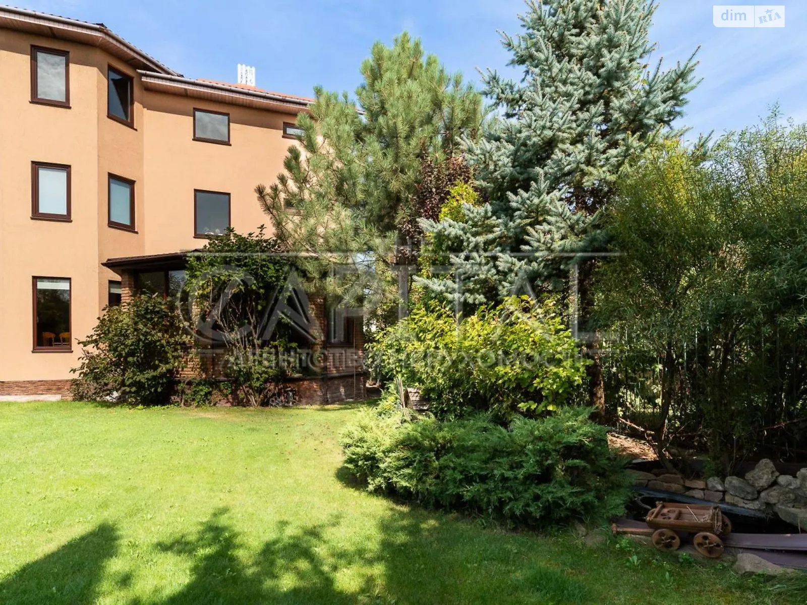 Продається будинок 3 поверховий 260 кв. м з садом, цена: 193000 $ - фото 1