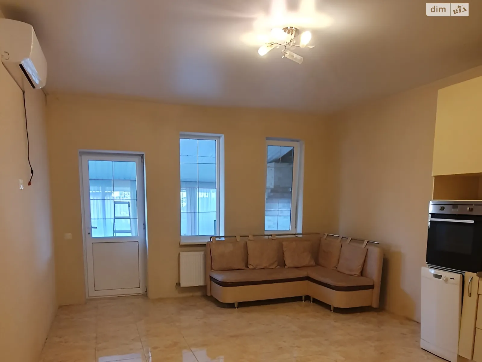 Продается одноэтажный дом 102 кв. м с подвалом, цена: 83000 $ - фото 1