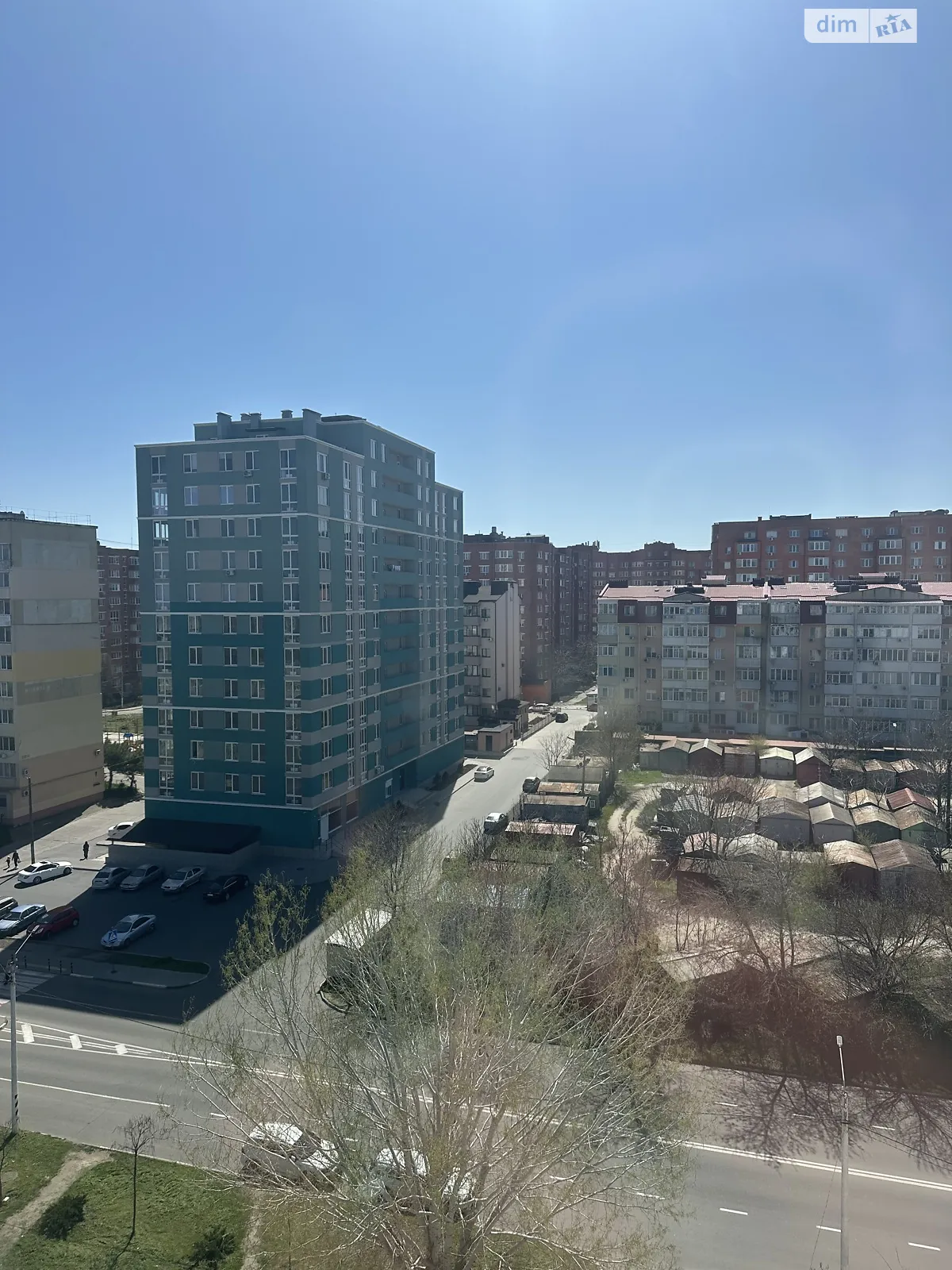 Продается 1-комнатная квартира 36 кв. м в Черноморске, просп. Мира(Ленина ул.) - фото 1
