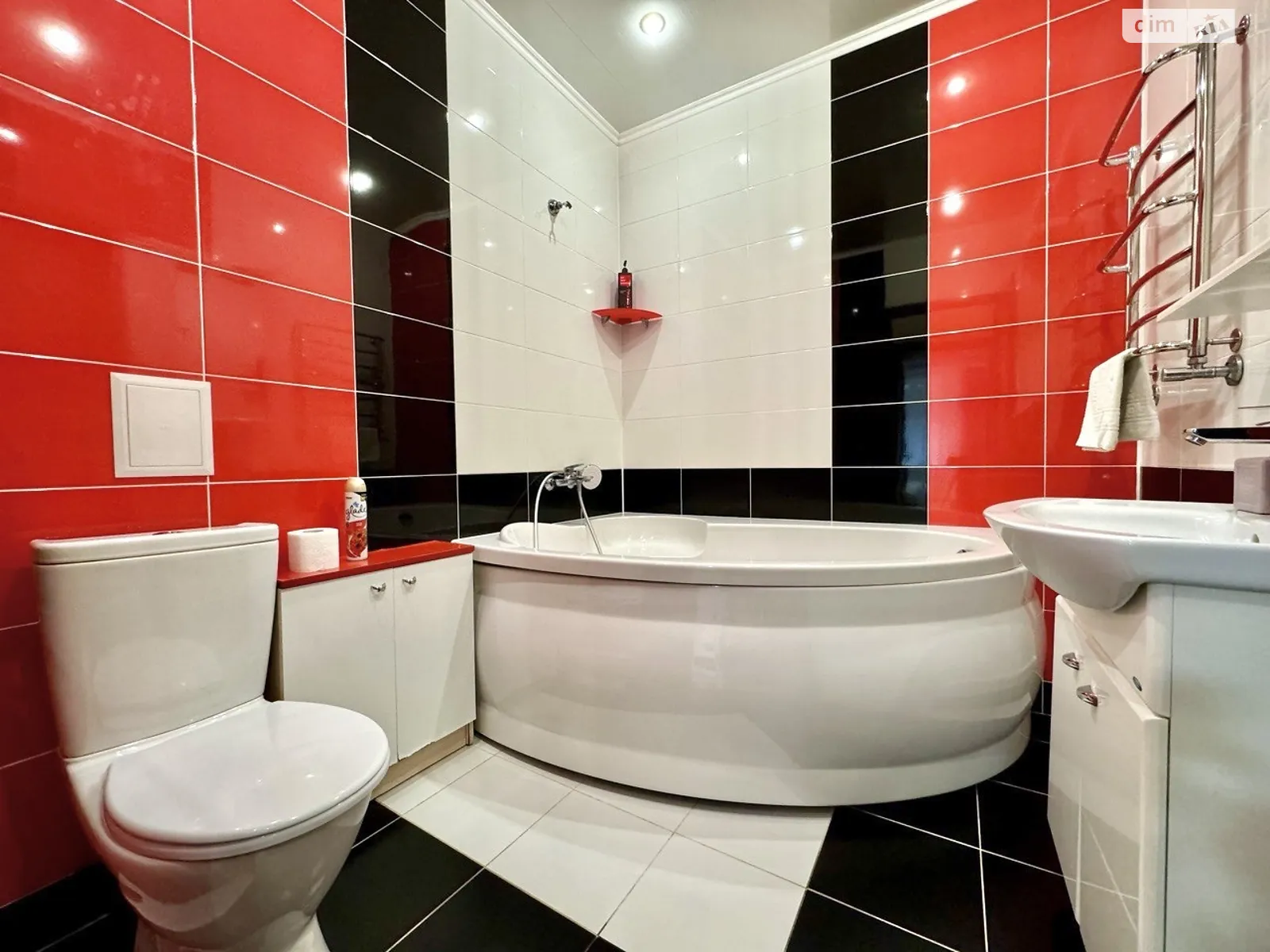 Сдается в аренду 1-комнатная квартира в Полтаве, ул. Соборности(Октябрьская), 40Д - фото 1