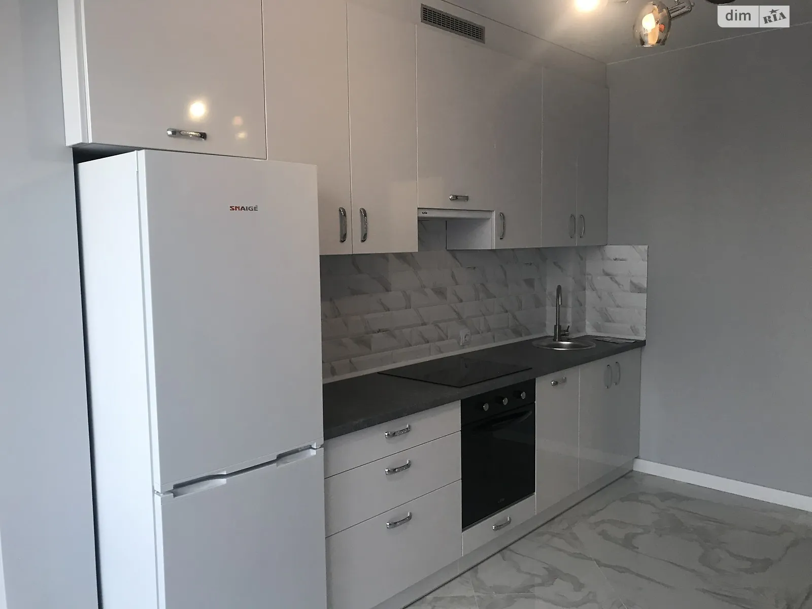 Здається в оренду 1-кімнатна квартира 42 кв. м у Львові, цена: 400 $ - фото 1