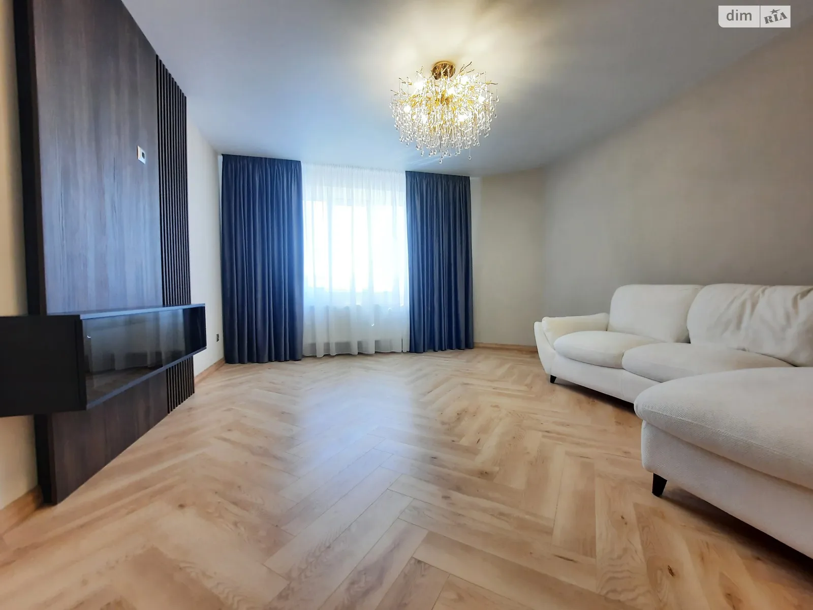 2-комнатная квартира 65 кв. м в Тернополе, ул. Чумацкая - фото 1