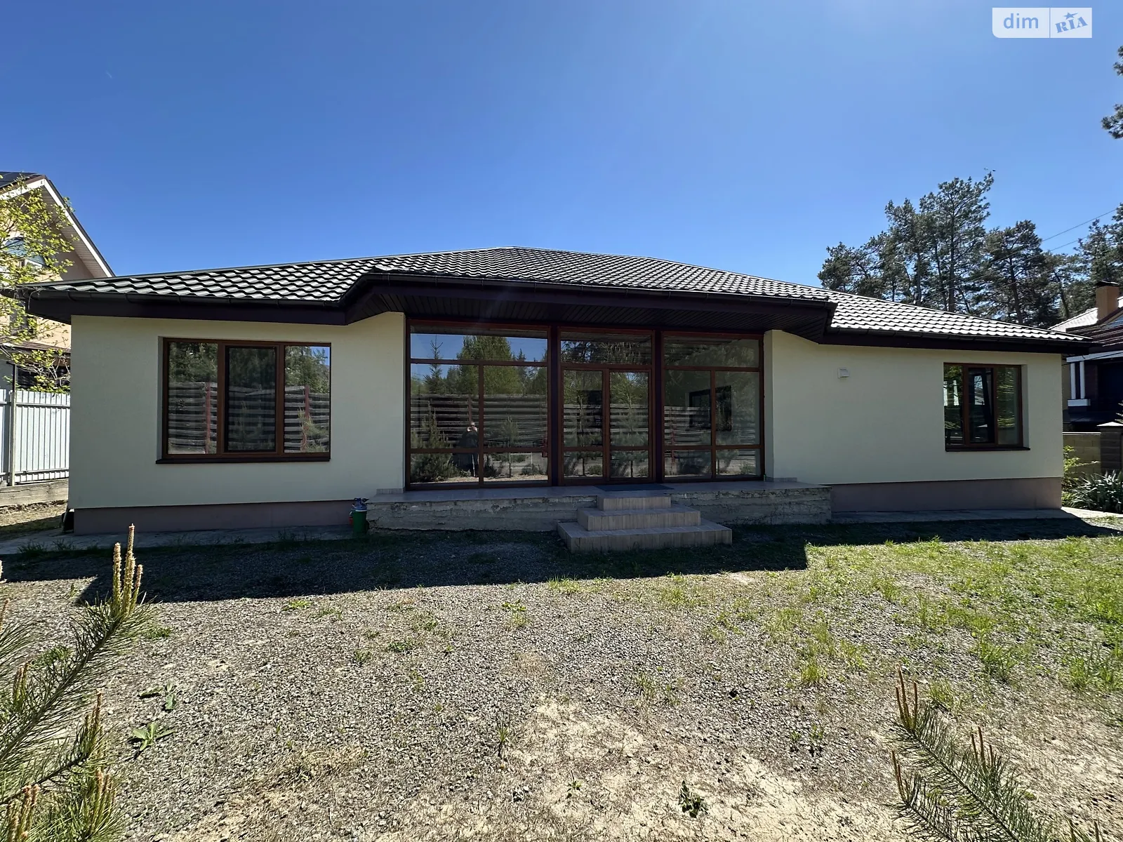 Продається одноповерховий будинок 250 кв. м з меблями, цена: 199000 $ - фото 1