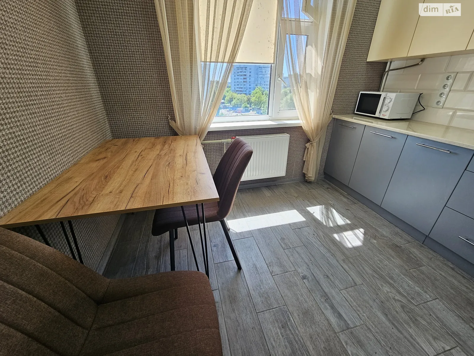 Сдается в аренду 1-комнатная квартира 35 кв. м в Черкассах, цена: 13000 грн - фото 1