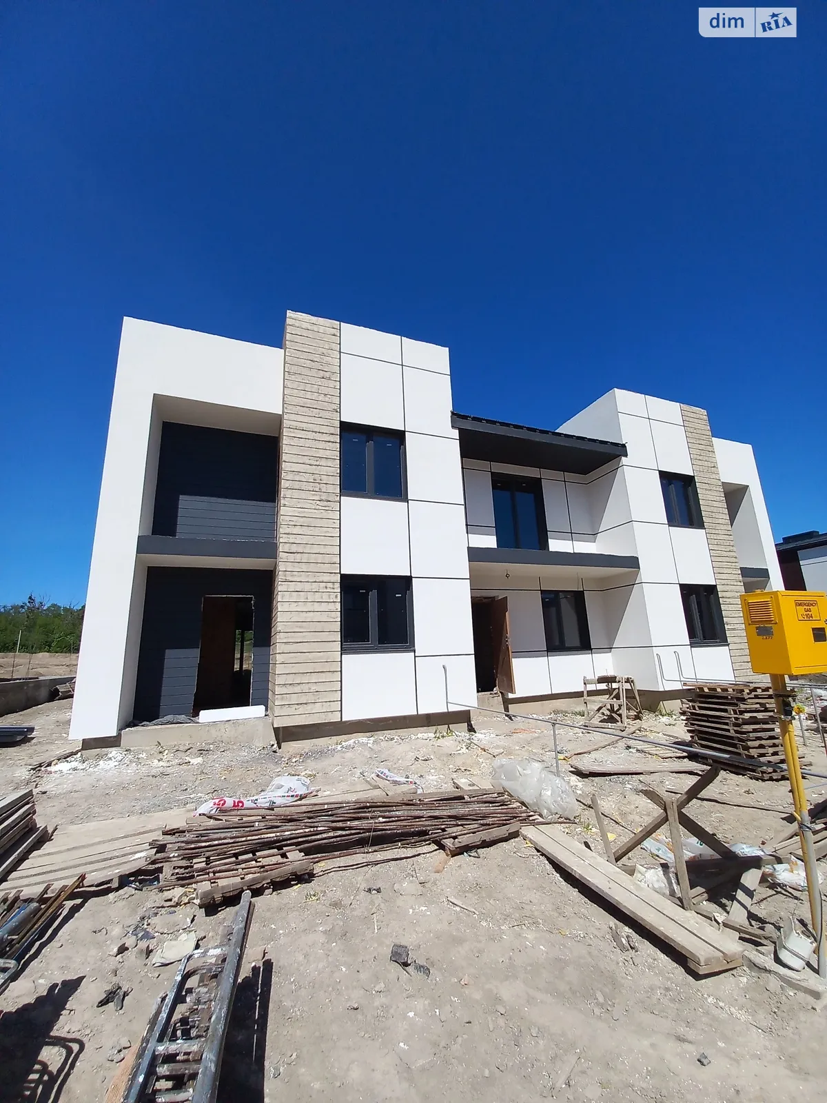 вул. Кулика і Гудачека(Макарова) Авторинок Рівне, цена: 63000 $ - фото 1