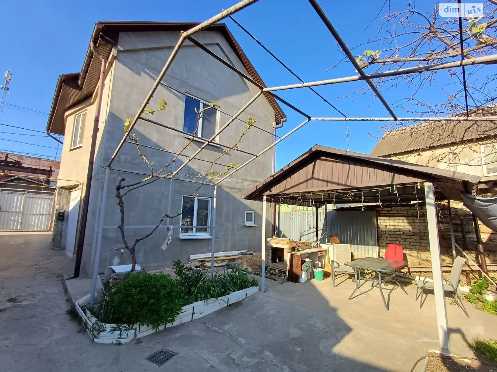 Продается дом на 2 этажа 160 кв. м с мансардой, цена: 92000 $ - фото 1