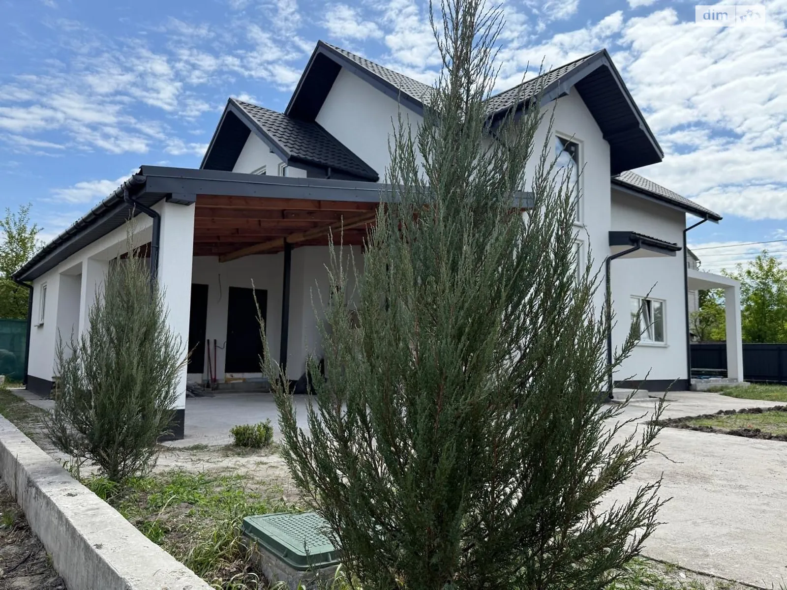 Продается дом на 2 этажа 168 кв. м с верандой, цена: 168000 $ - фото 1