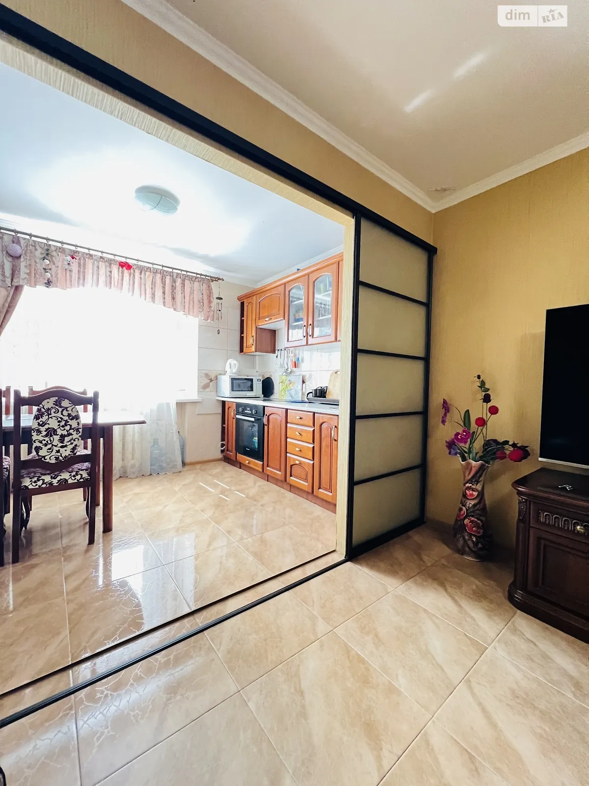 Продается 1-комнатная квартира 45 кв. м в Черкассах, бул. Шевченко, 352 - фото 1