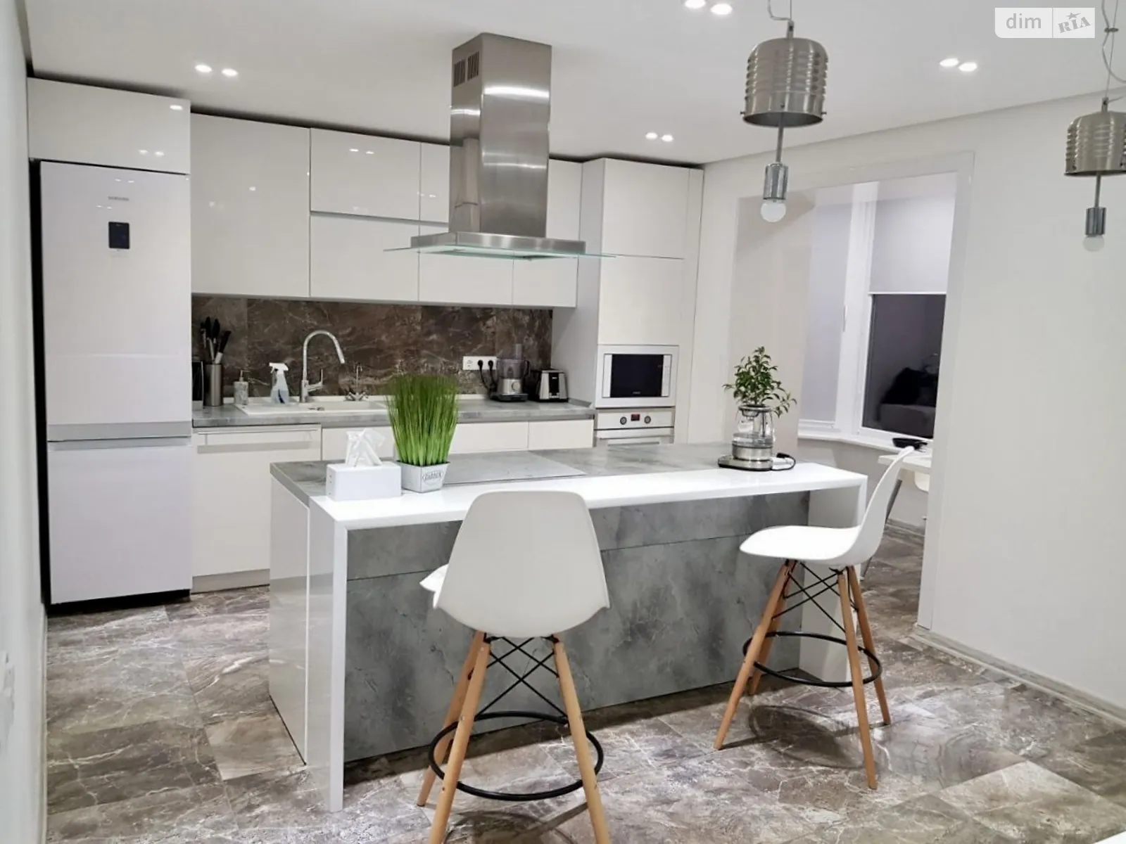 Продается 3-комнатная квартира 120 кв. м в Черкассах - фото 1
