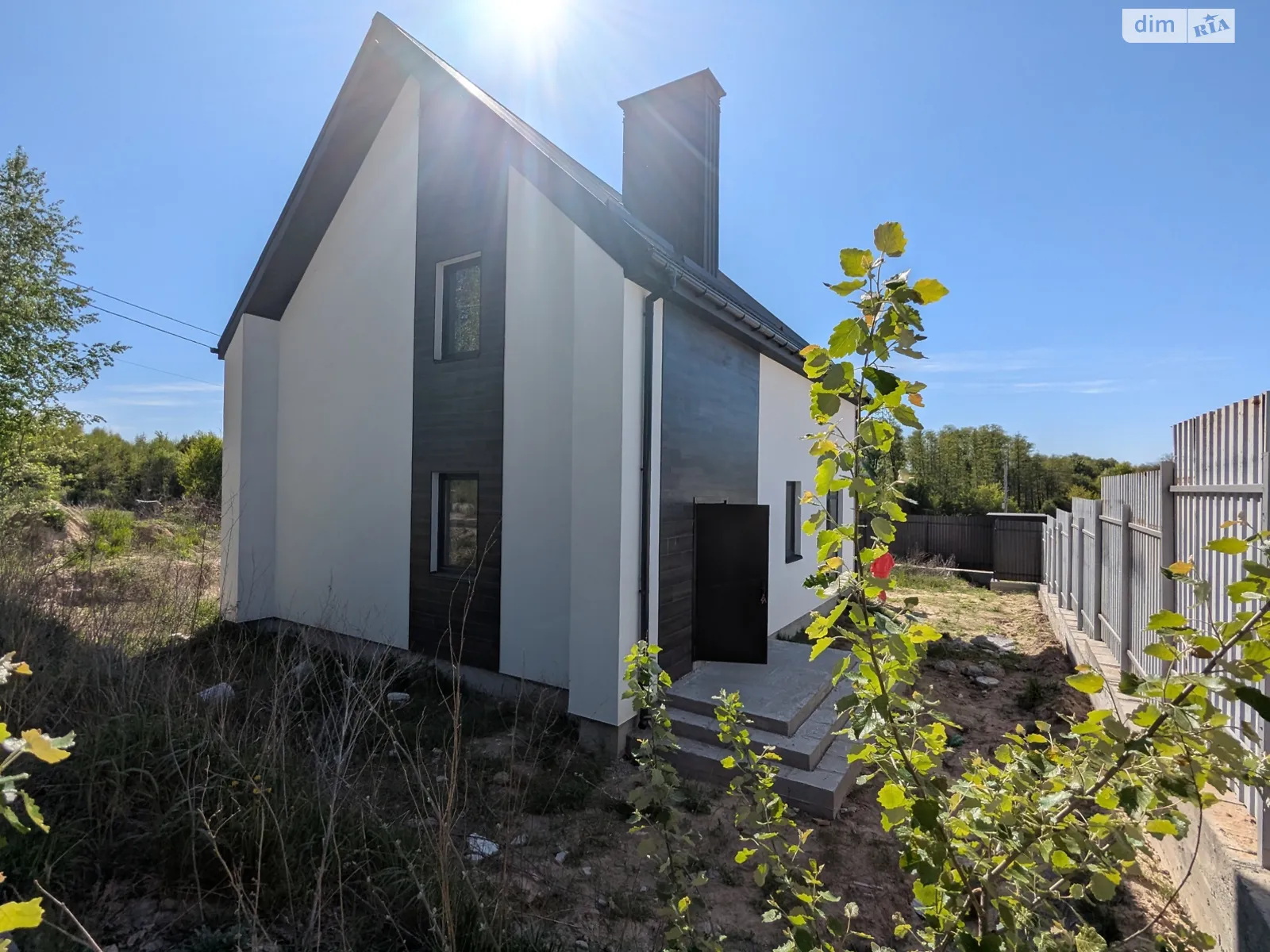 Продается дом на 2 этажа 110 кв. м с подвалом, цена: 85000 $ - фото 1