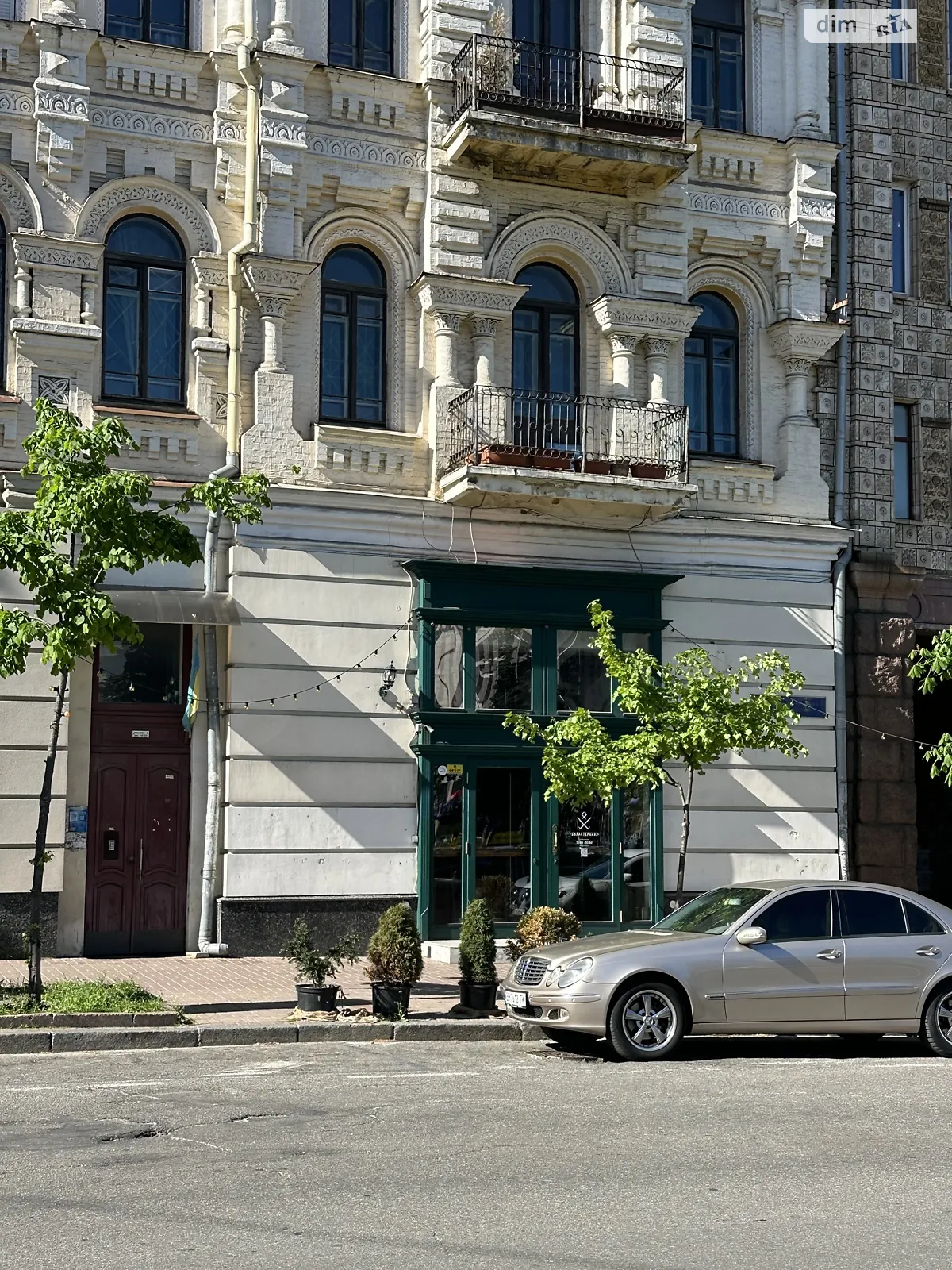 Здається в оренду приміщення вільного призначення 118 кв. м в 4-поверховій будівлі, цена: 5000 $ - фото 1
