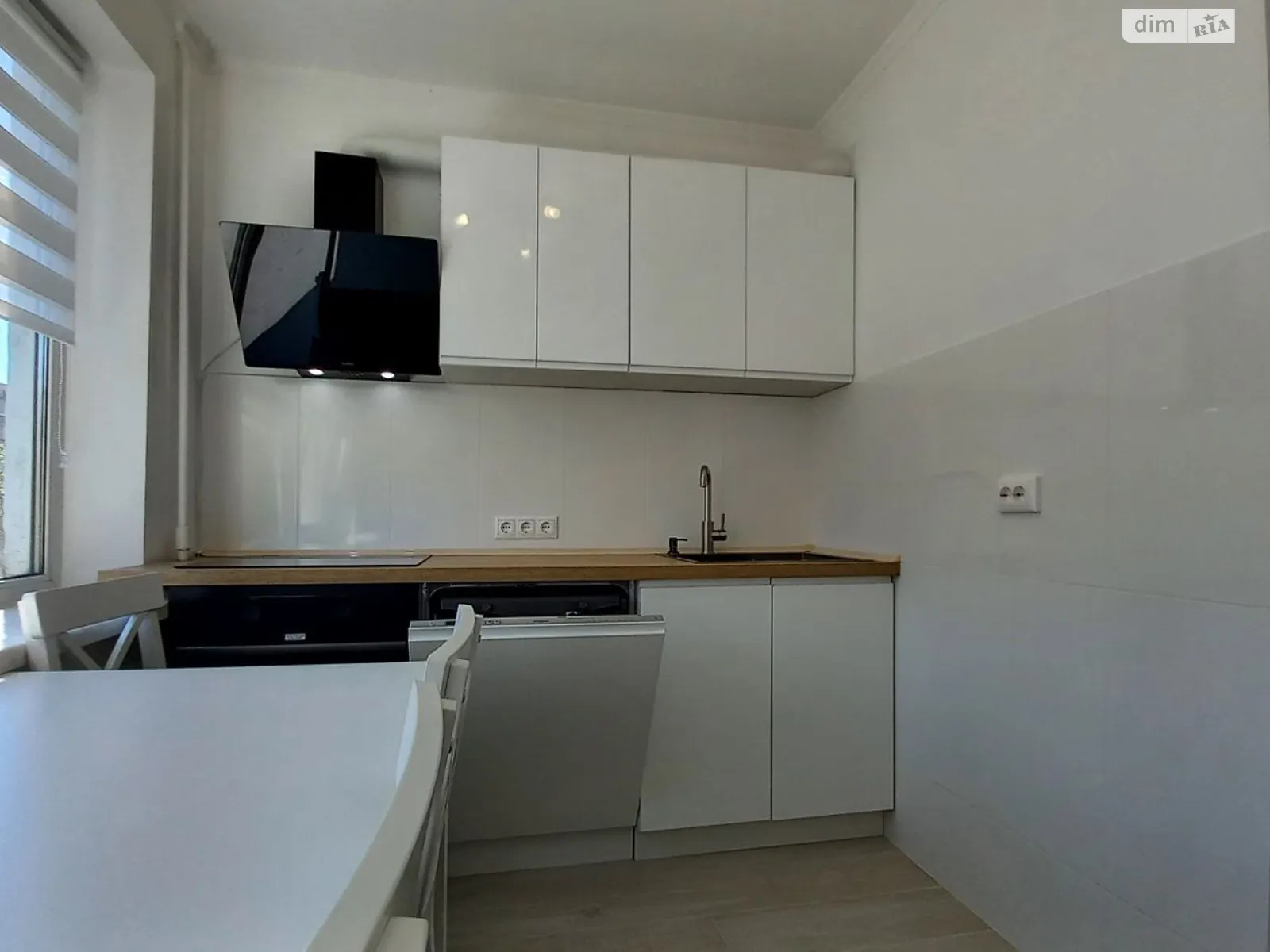 Продается 3-комнатная квартира 63 кв. м в Киеве, просп. Оболонский, 37В - фото 1