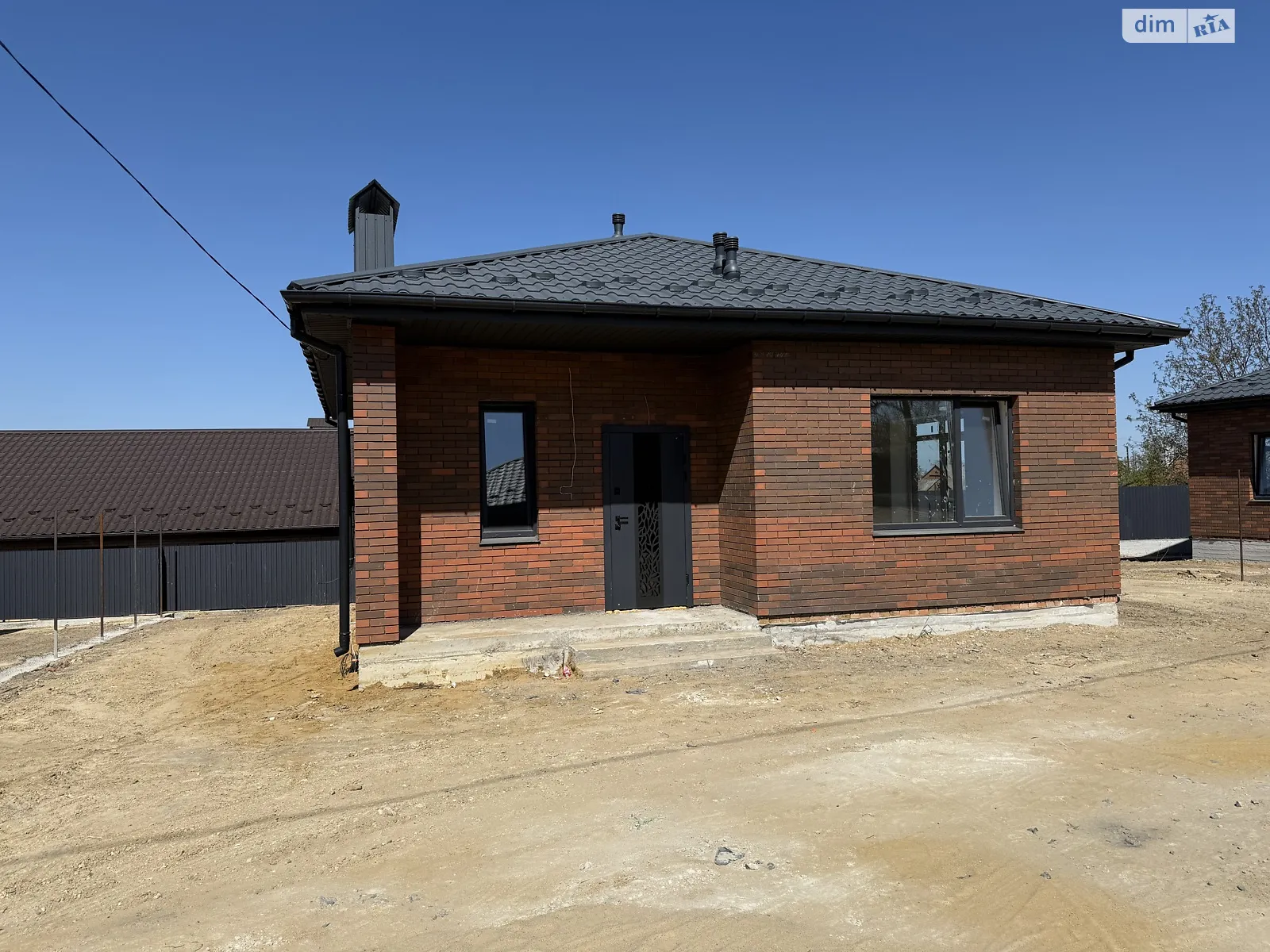Продается одноэтажный дом 70 кв. м с верандой, цена: 75000 $ - фото 1