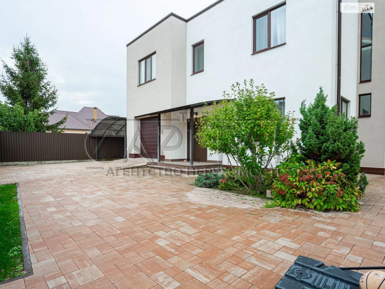 Продається будинок 2 поверховий 270.5 кв. м з каміном, цена: 315000 $ - фото 1