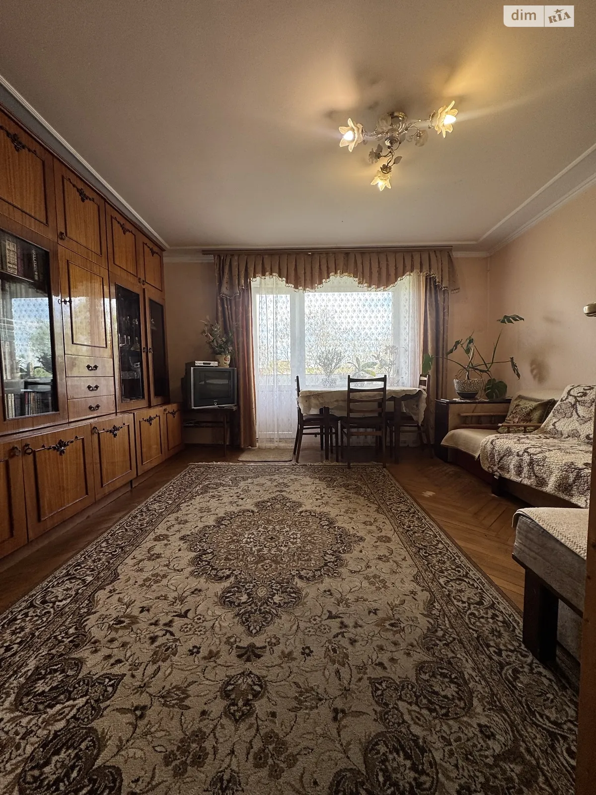 Продається 4-кімнатна квартира 82 кв. м у Львові, вул. Пасічна, 79 - фото 1