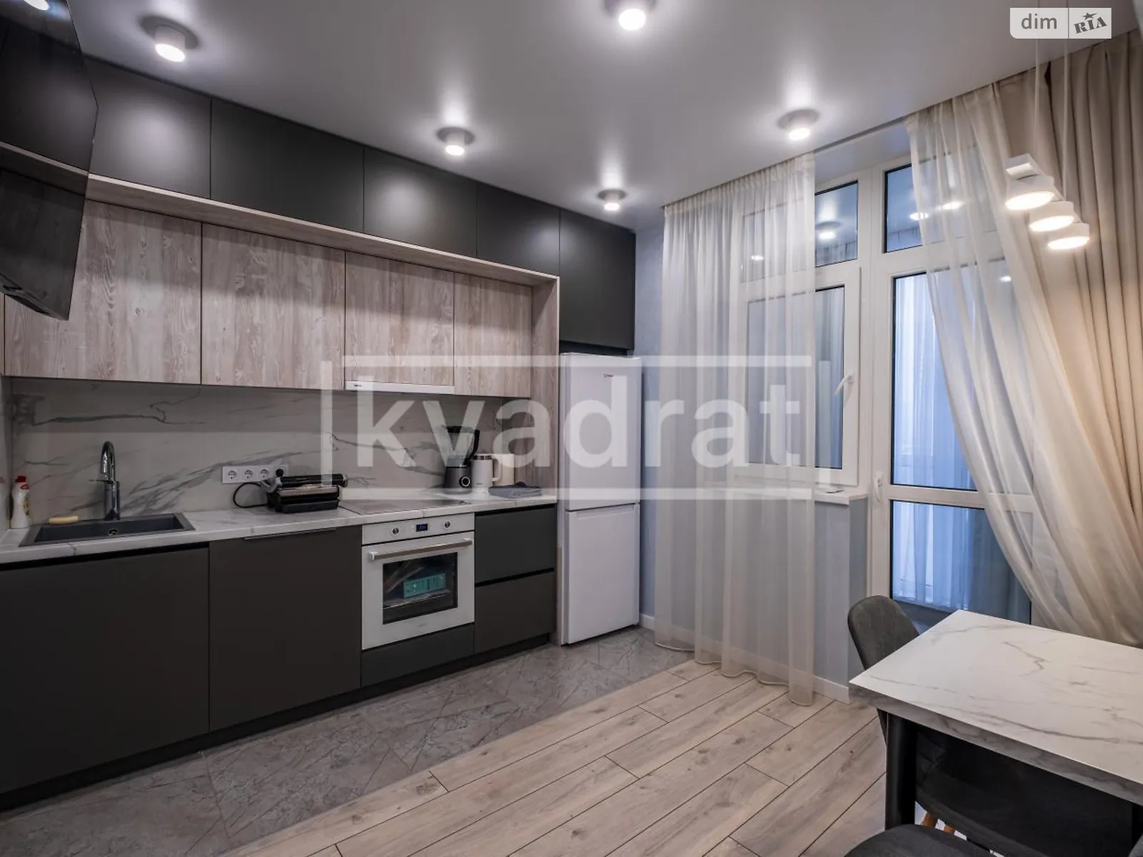 Сдается в аренду 1-комнатная квартира 40 кв. м в Киеве, ул. Ревуцкого, 40Б - фото 1
