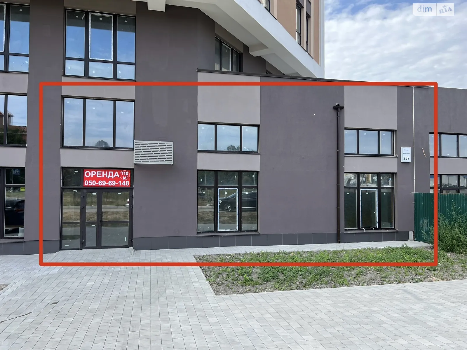 Сдается в аренду помещения свободного назначения 110.2 кв. м в 1-этажном здании, цена: 45000 грн - фото 1