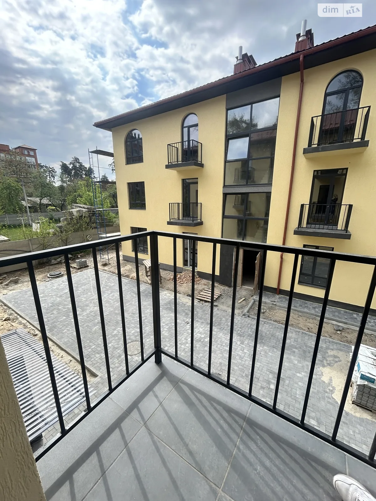 Продається 1-кімнатна квартира 38 кв. м у Ворзелі, вул. Лісова, 35/3 - фото 1