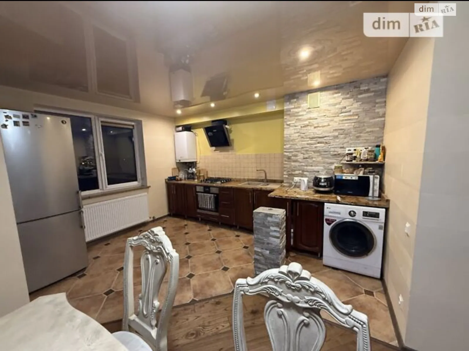 2-кімнатна квартира 67.1 кв. м у Тернополі, цена: 75000 $ - фото 1