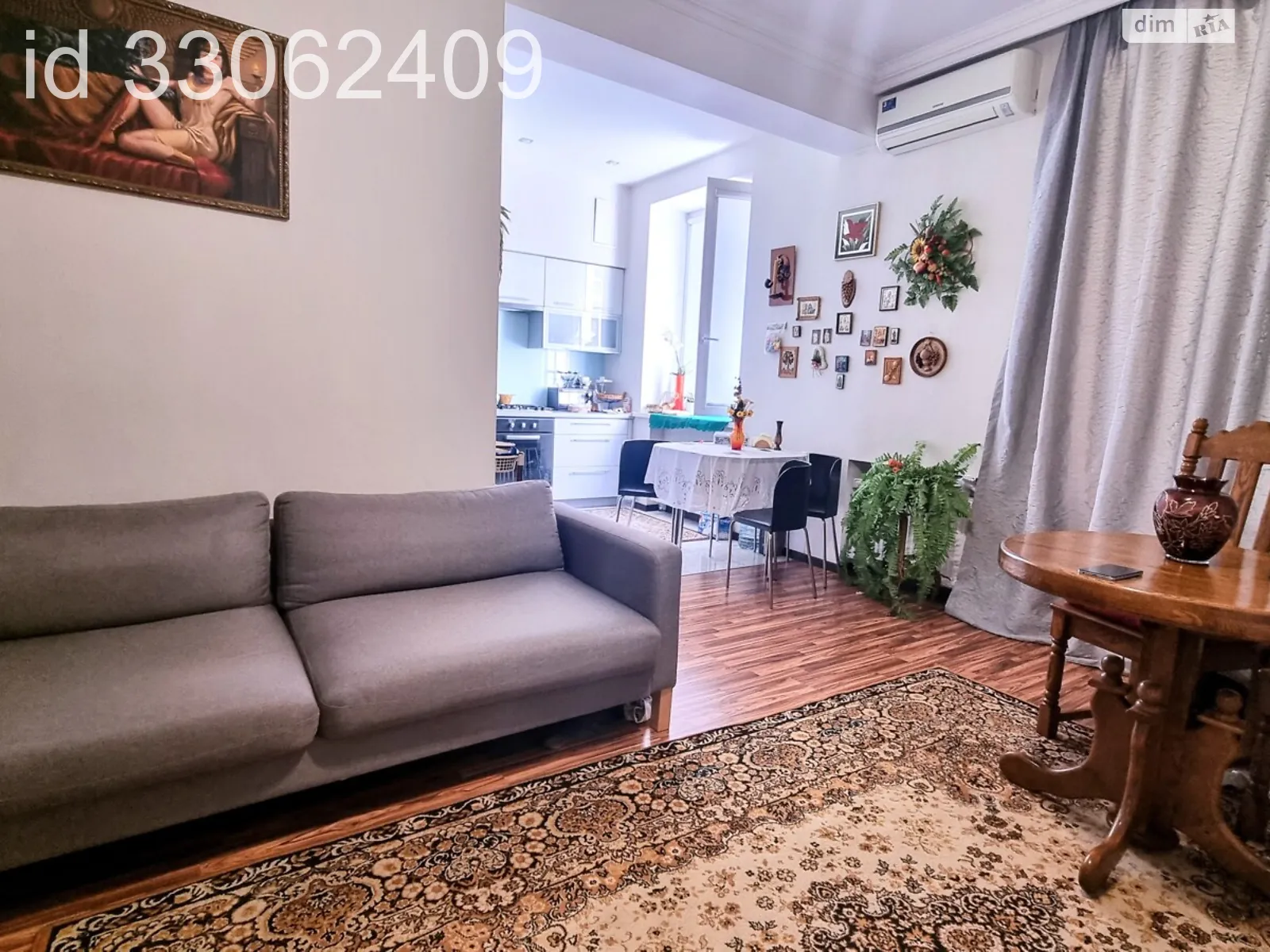 Продається 2-кімнатна квартира 53 кв. м у Дніпрі, вул. Робоча - фото 1