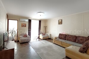 Продажа квартиры, Одесса, р‑н. Центр, Мечникова улица, дом 2/1