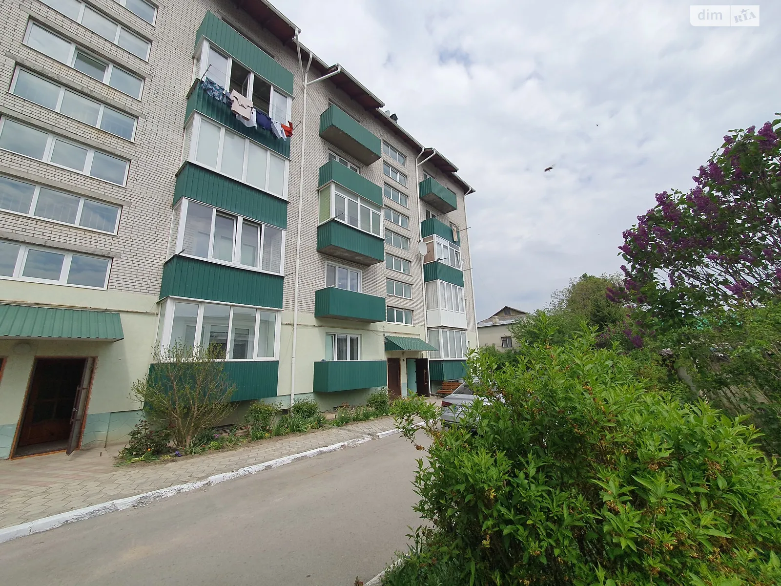 Продается 3-комнатная квартира 85.2 кв. м в Борщеве, ул. Степана Бандеры, 87 - фото 1