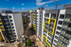 Продаж квартири, Тернопіль, р‑н. Молодіжний, 15-го Квітня вулиця