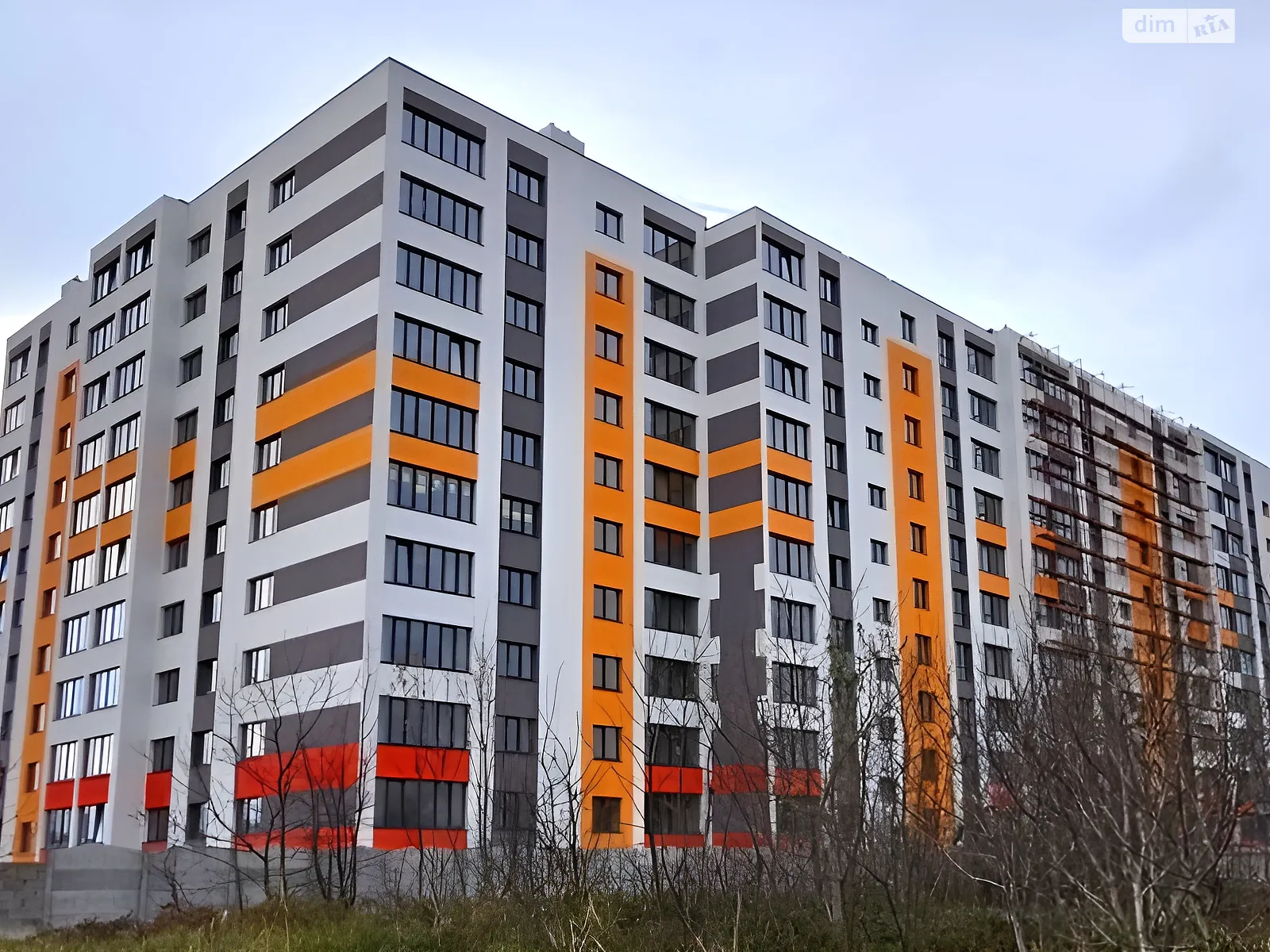 Продается 1-комнатная квартира 43 кв. м в Ивано-Франковске, ул. Петра Маланюка(Декабристов), 45 - фото 1