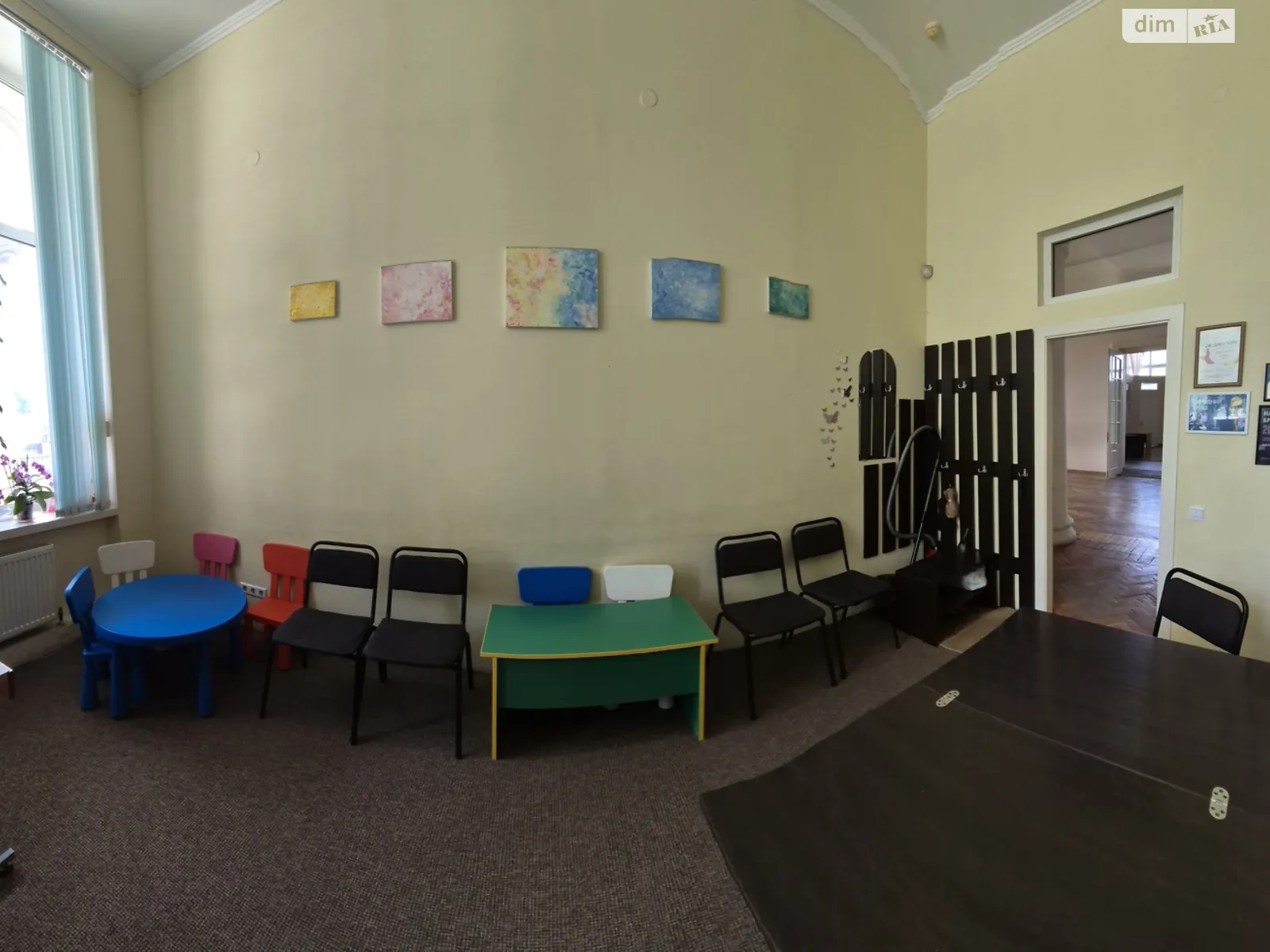 Сдается в аренду офис 16.5 кв. м в бизнес-центре, цена: 4620 грн - фото 1