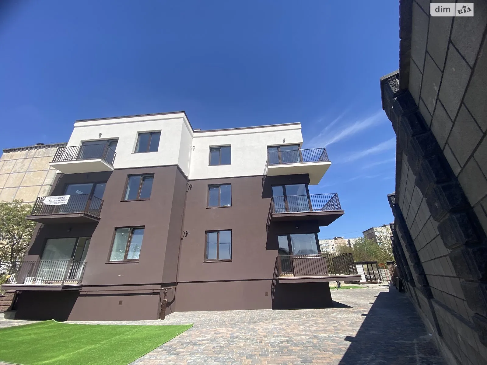 Продается 2-комнатная квартира 59.5 кв. м в Ровно, ул. Бориса Квашенко - фото 1