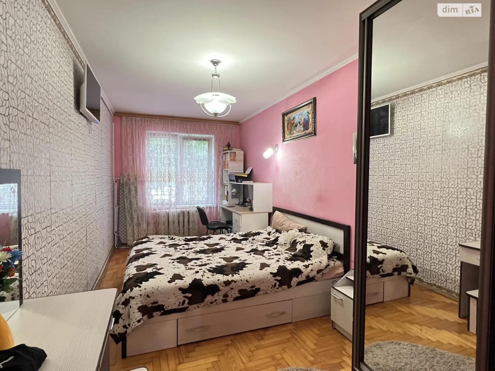 Продается 2-комнатная квартира 44.9 кв. м в Ивано-Франковске, ул. Симоненко Василия - фото 1