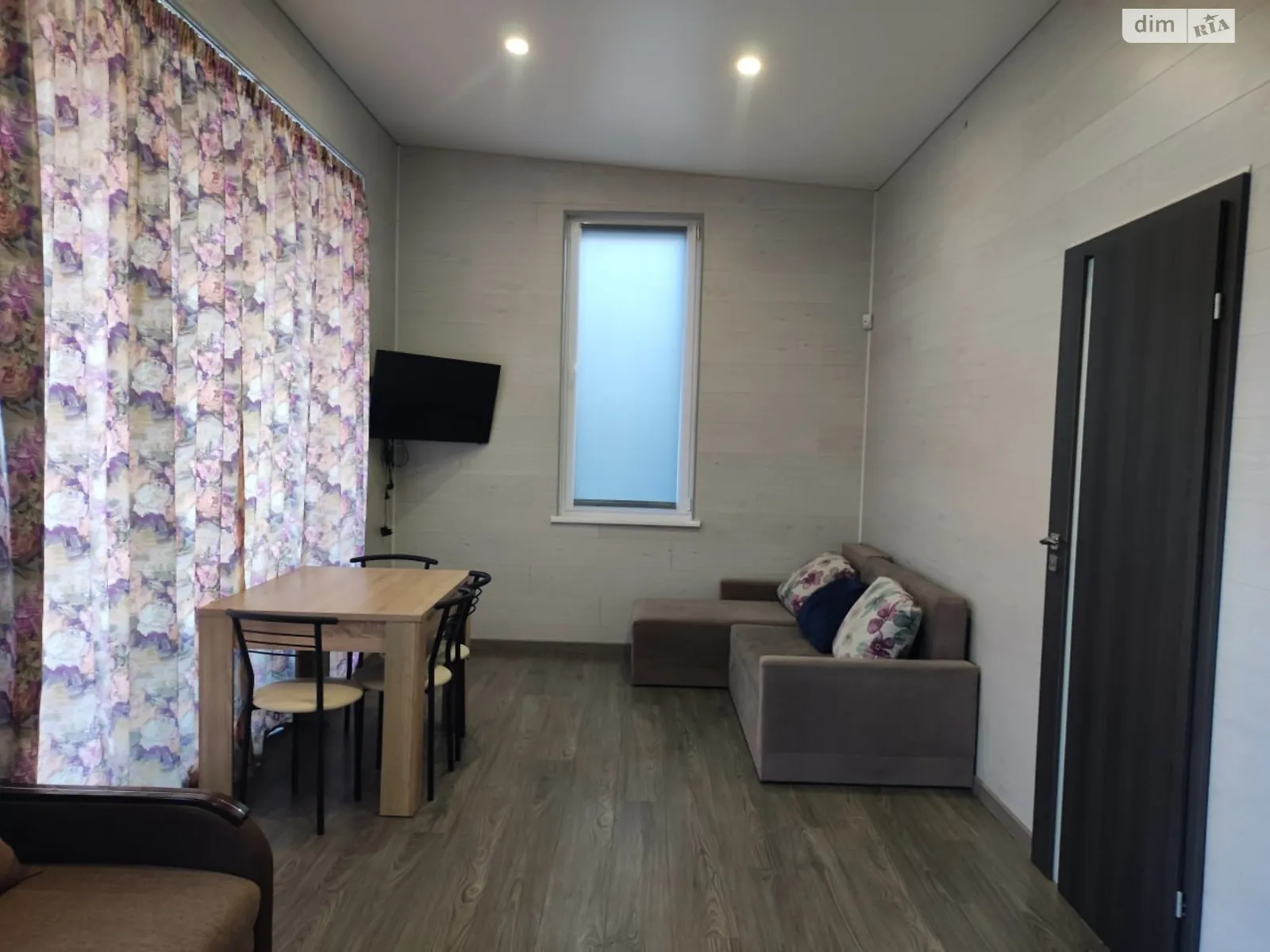 Сдается в аренду одноэтажный дом с беседкой, цена: 2500 грн - фото 1