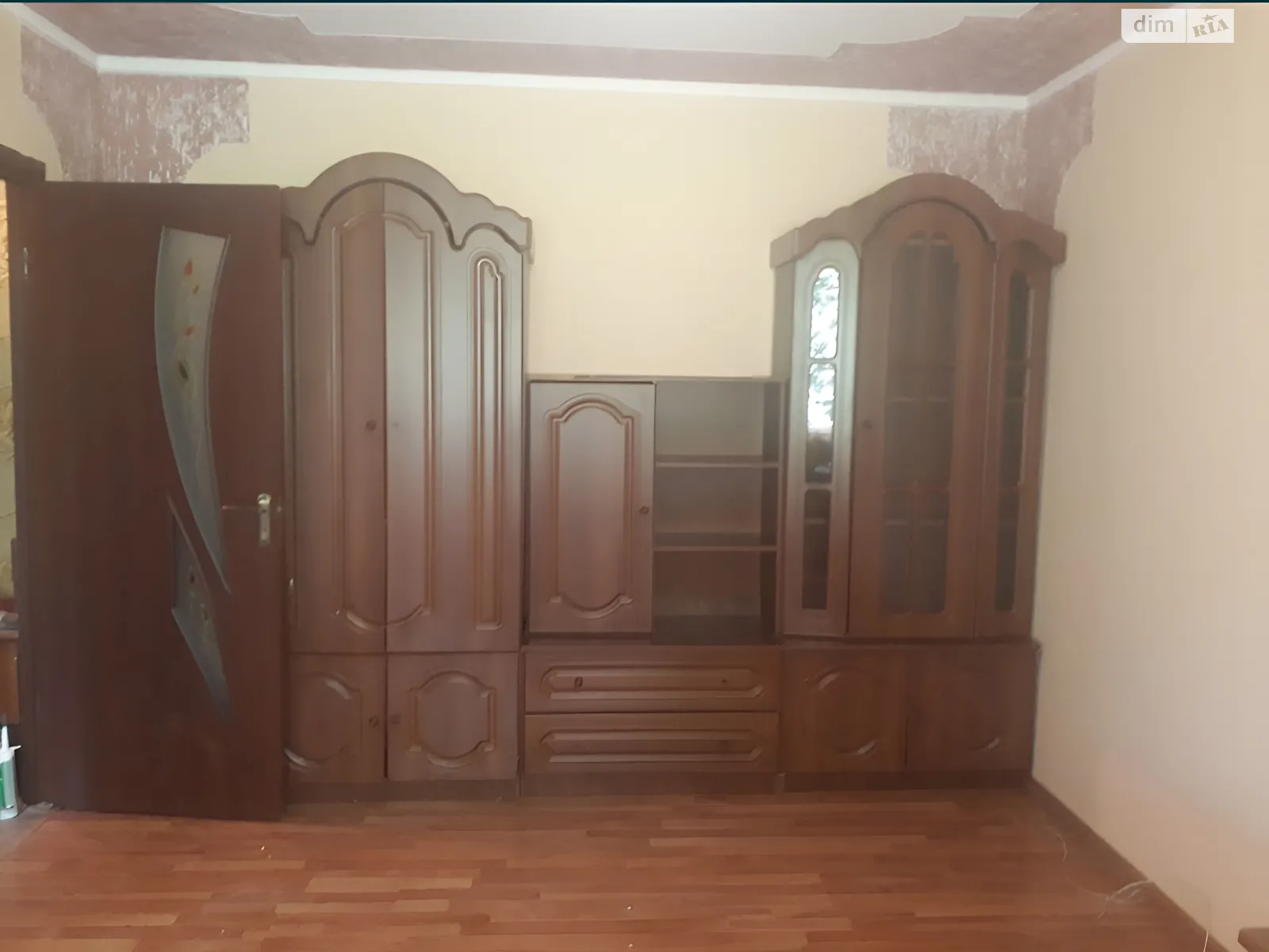 Продається 1-кімнатна квартира 35.1 кв. м у Мукачеві, вул. Космонавтів, 38 - фото 1