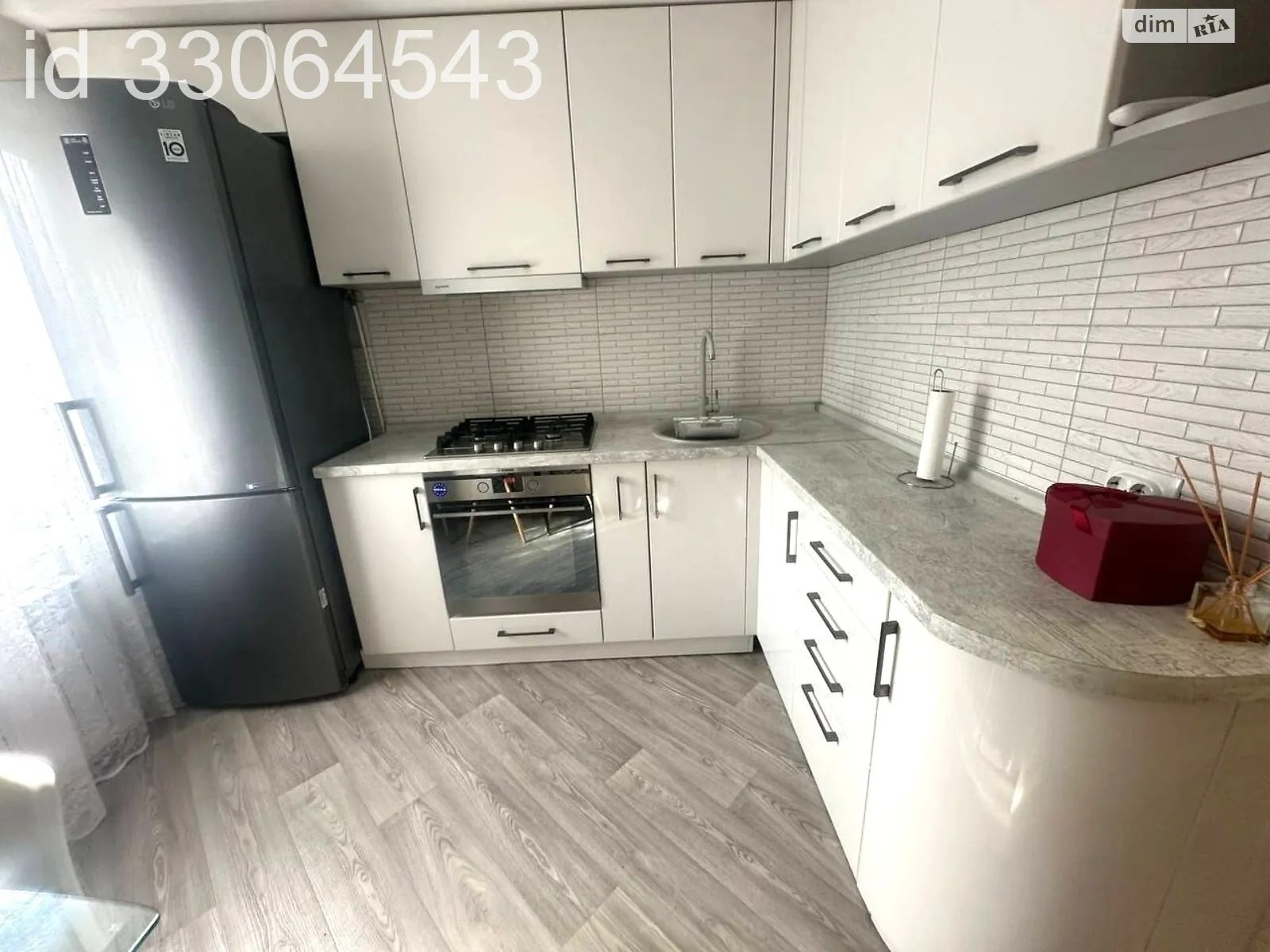 Продается 1-комнатная квартира 36 кв. м в Николаеве, ул. Металлургов - фото 1