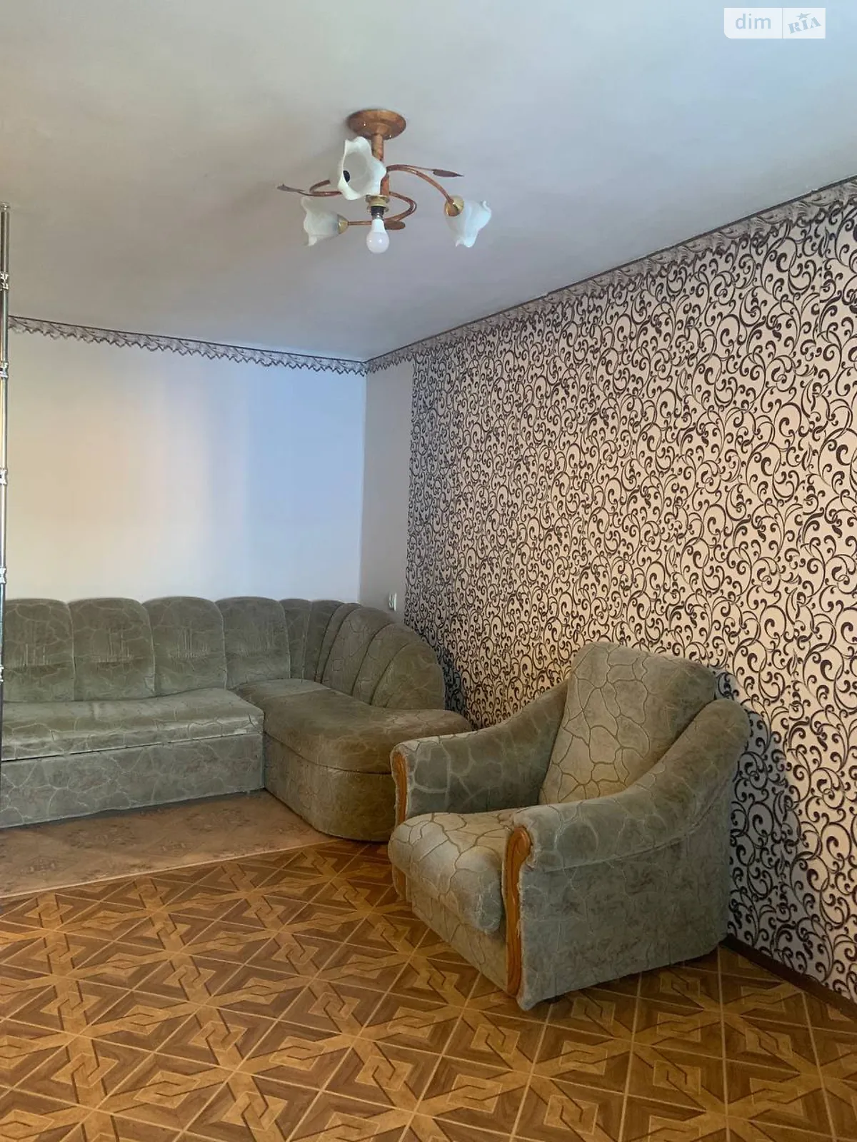 Продается 1-комнатная квартира 30 кв. м в Кривом Роге, просп. Южный, 37 - фото 1