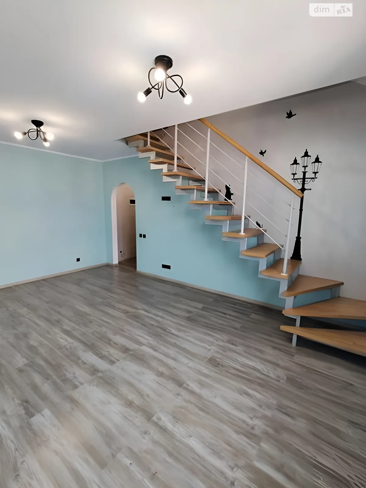 Продается 3-комнатная квартира 87 кв. м в Софиевской Борщаговке, ул. Боголюбова, 8 - фото 1