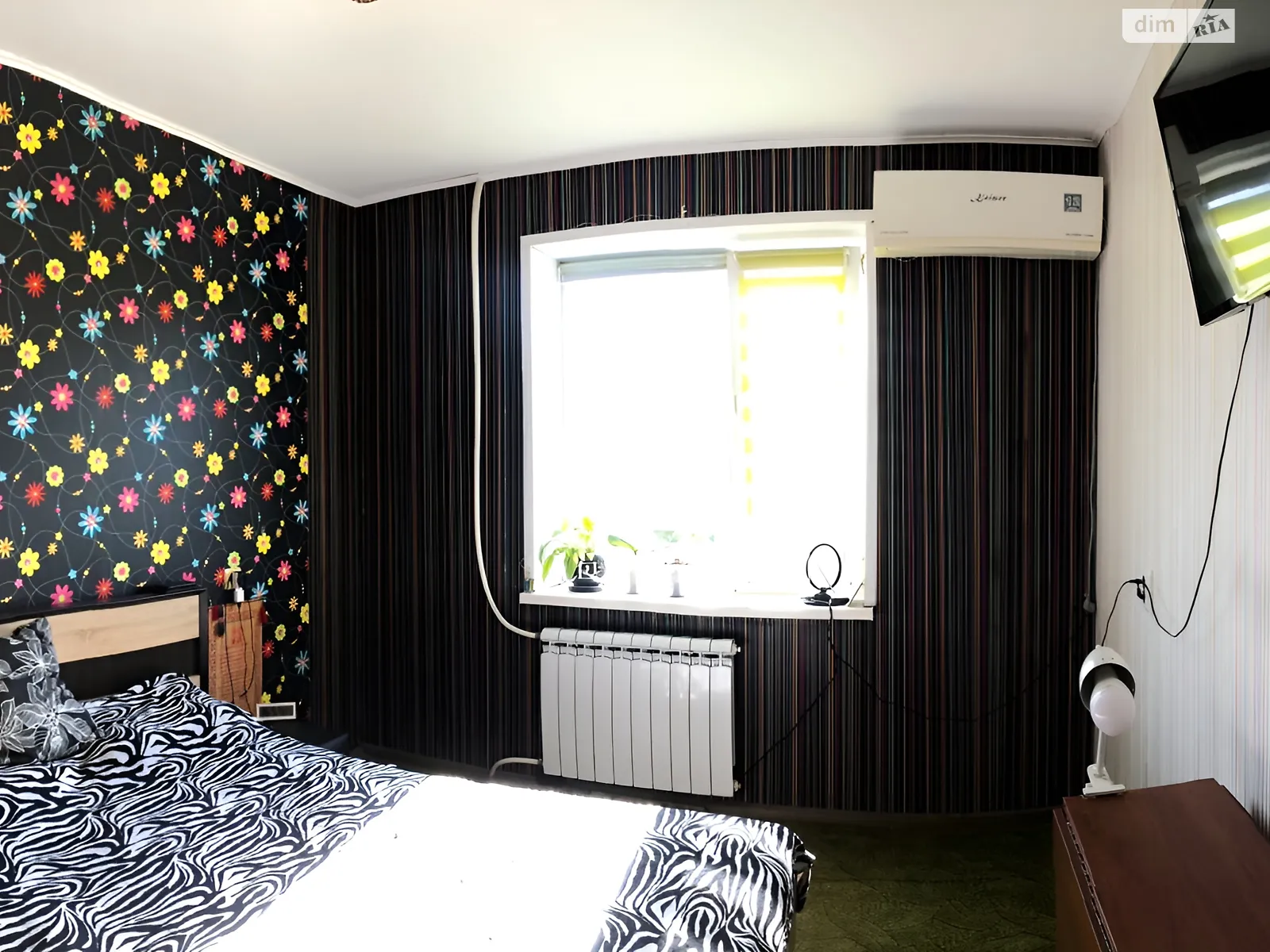 Продается 3-комнатная квартира 68.6 кв. м в Павлограде, ул. Заводская, 27 - фото 1