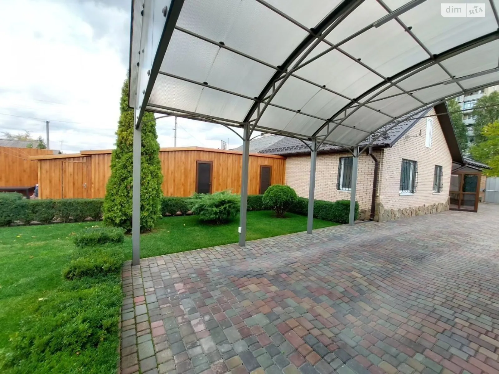 Продається одноповерховий будинок 150 кв. м з бесідкою, цена: 167000 $ - фото 1
