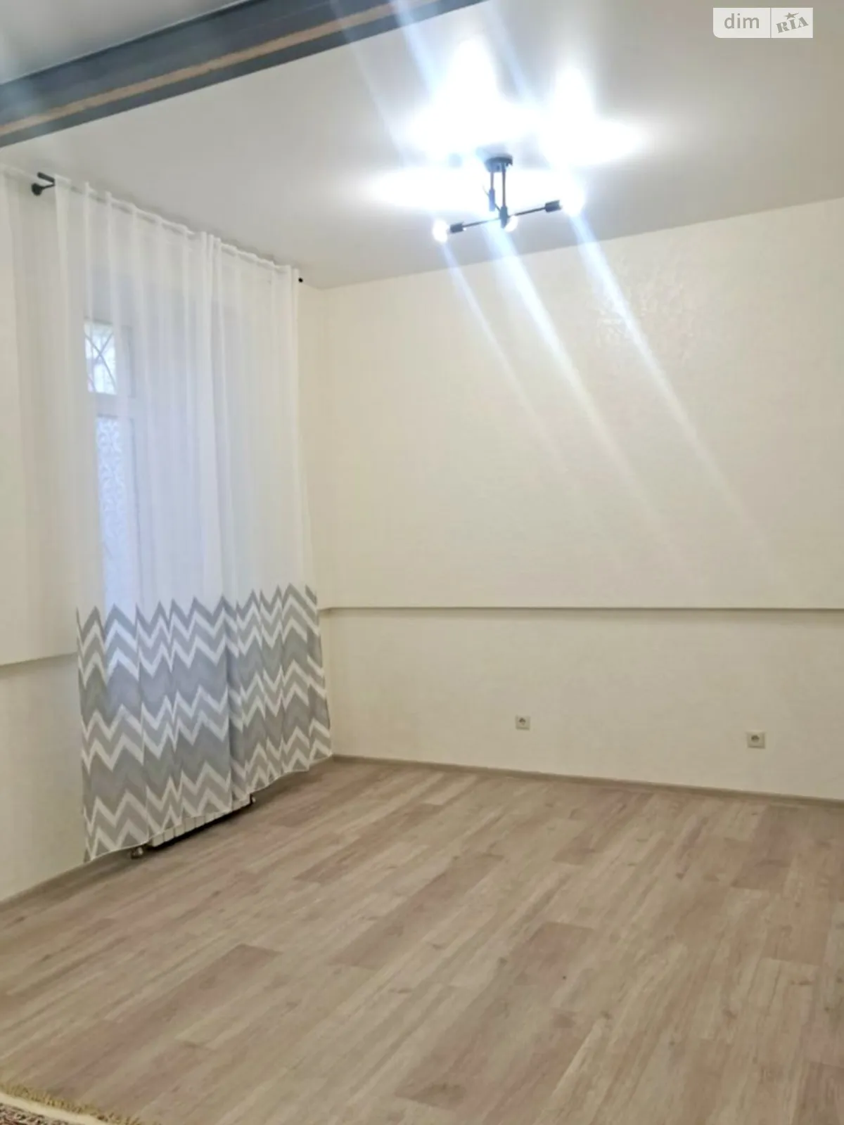 Продається 2-кімнатна квартира 73.7 кв. м у Одесі, вул. Канатна - фото 1
