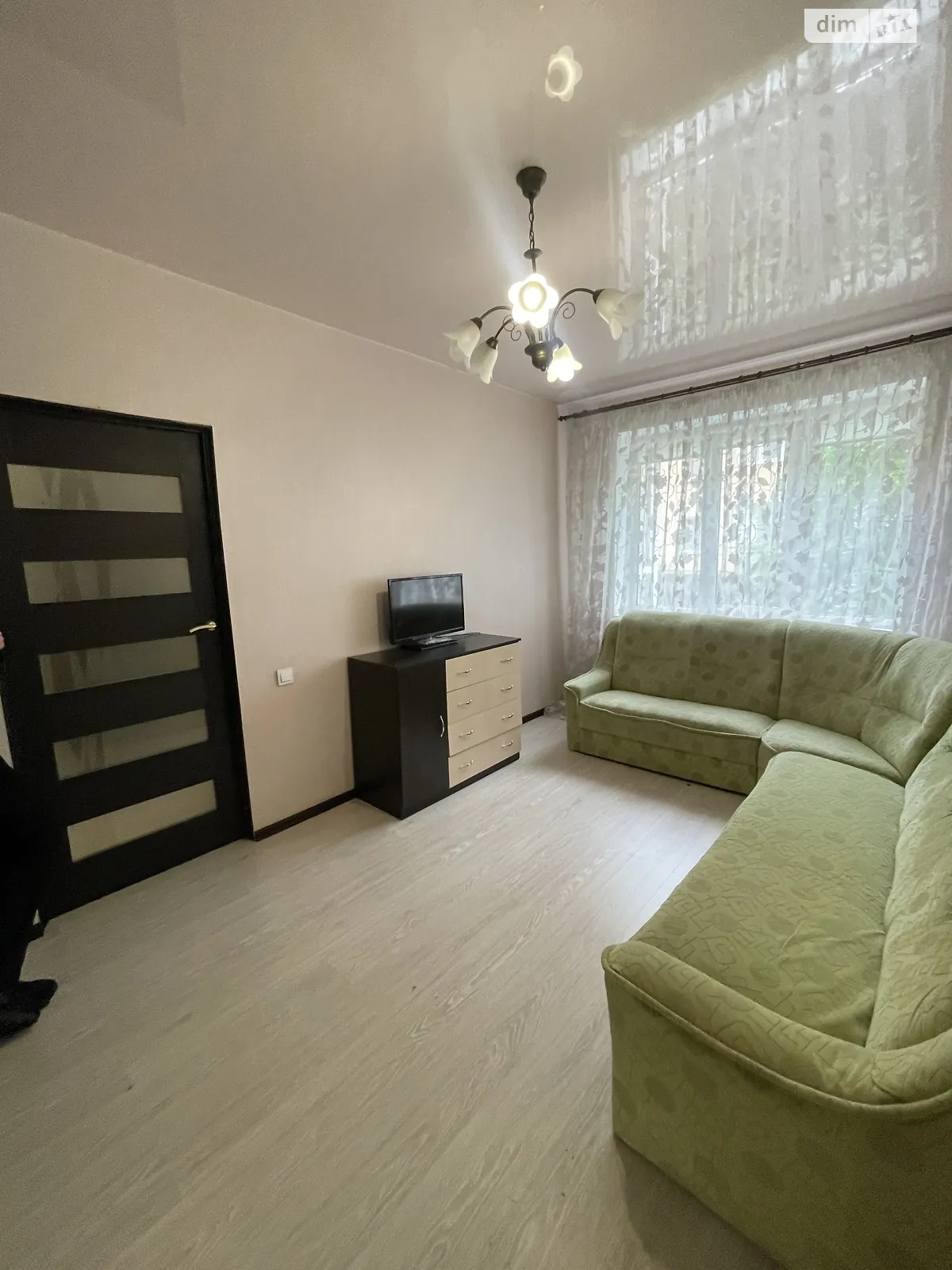 Продается 1-комнатная квартира 36 кв. м в Ирпене, ул. Минеральная, 43 - фото 1