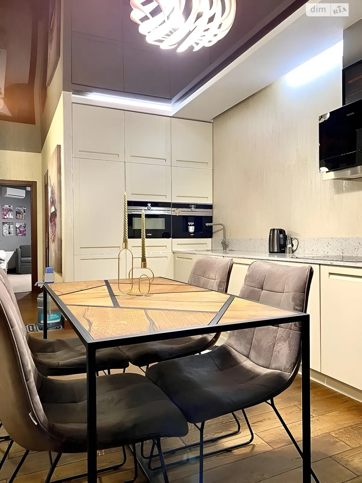 Продается 2-комнатная квартира 63 кв. м в Киеве, ул. Регенераторная, 4 - фото 1